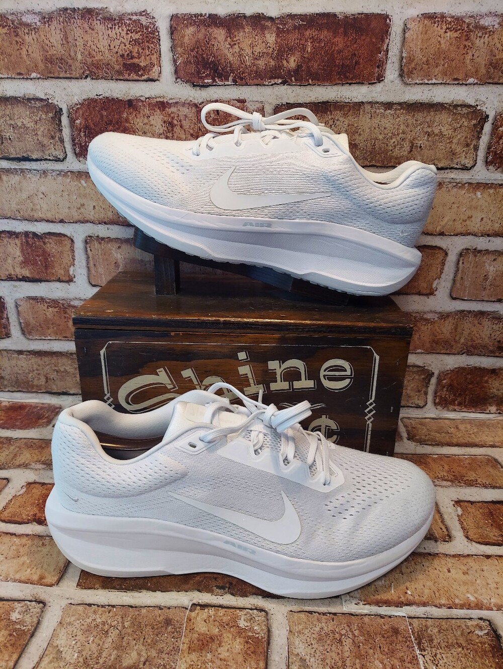 Pre-owned 2024 Nike Winflo 11